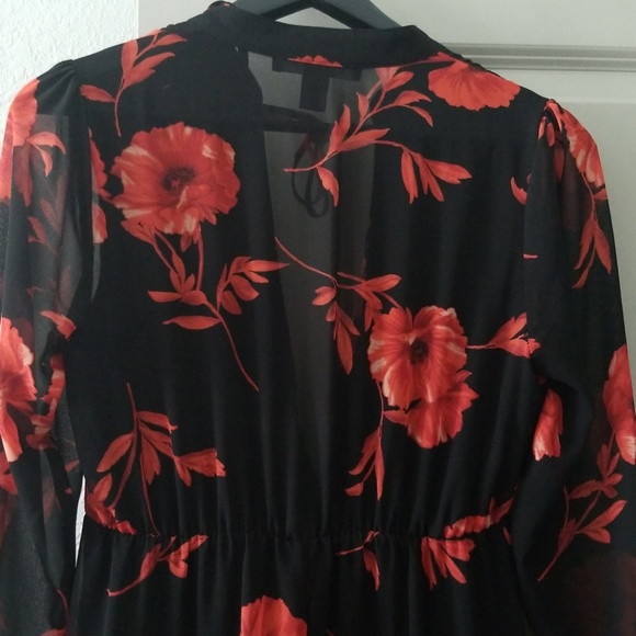 Ruffle hem black & red summer dress - Picture 6 of 6